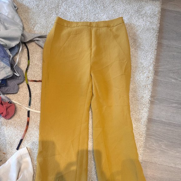 wilfred aritiza pants size 2 Wilfred Kick Flare Pant Cropped High-Waisted Pant - Picture 2 of 7